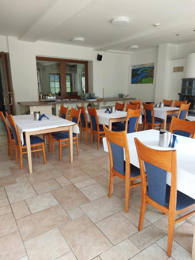 Hotel Vltava Frymburk Esterno foto